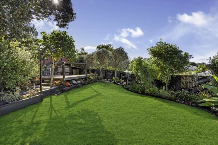 118 Brook Place Whangamata_21