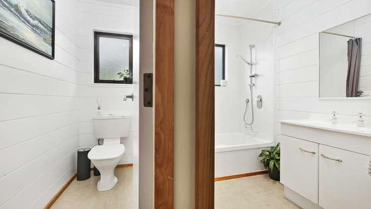 8 De Renzie Place Kirwee_15