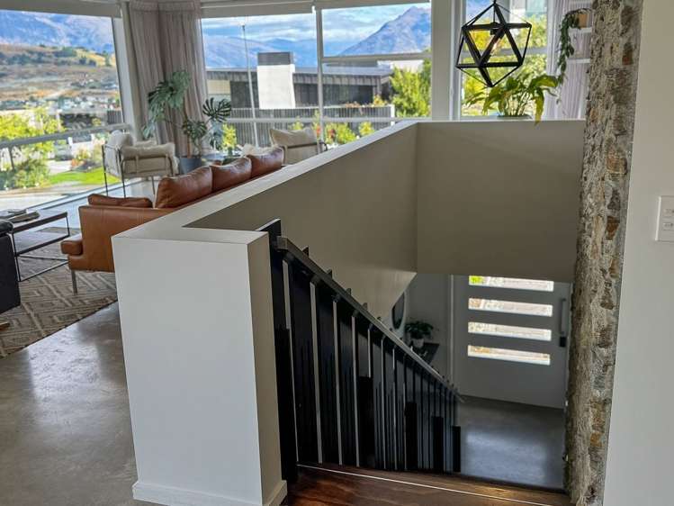7 St Samantha Lane Queenstown_14