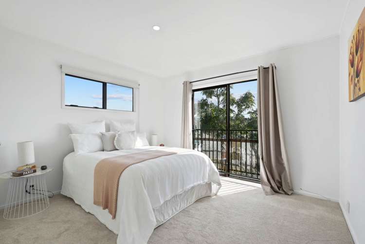 12 & 12A Danube Lane Glen Eden_12