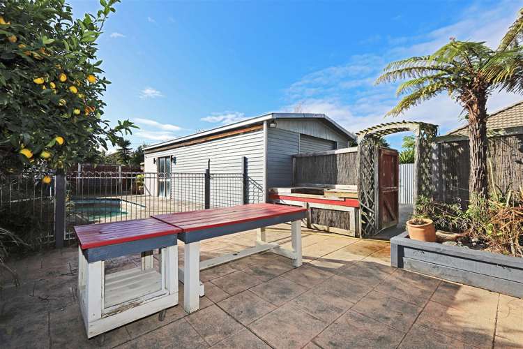 1211 Beatty Place Mayfair_8