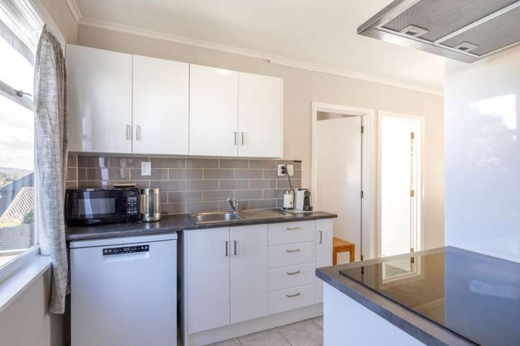 3/3 Harvey Place Saint Heliers_5