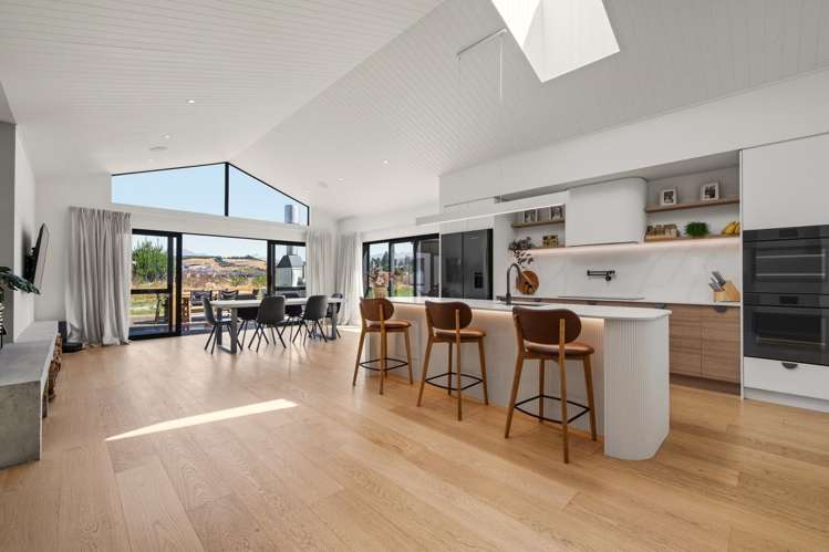 61 Pounamu Avenue Albert Town_2