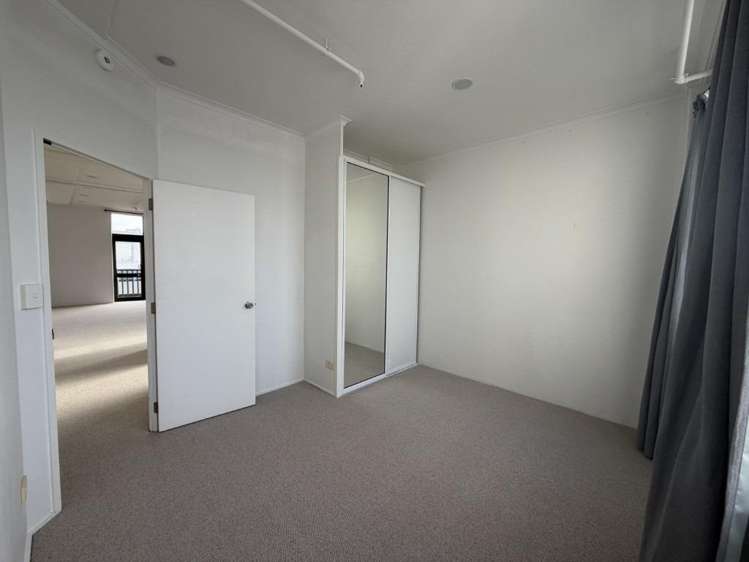 Unit 1, Level 4/5 Garden Place 10463_7