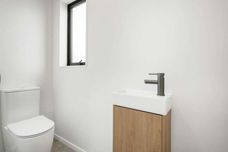 57 Oaktree Avenue Browns Bay_21