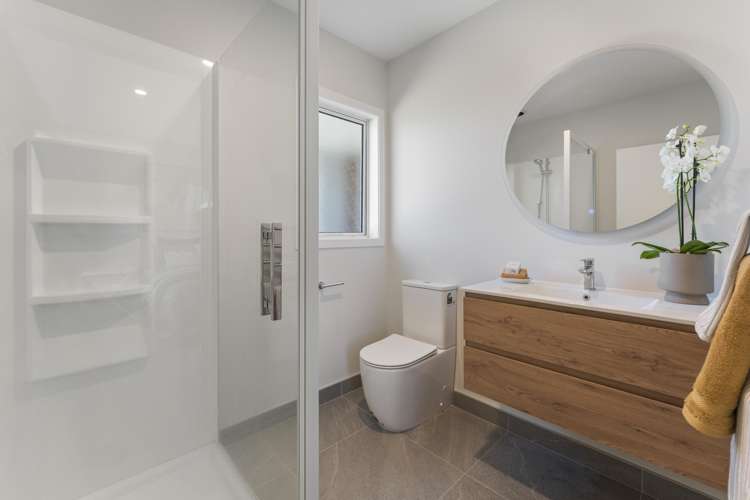 21 Tuapapa Road Wharewaka_14