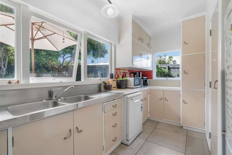 3 Burling Avenue Whau Valley_9