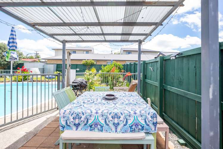 9 Matthews Crescent Melville_18