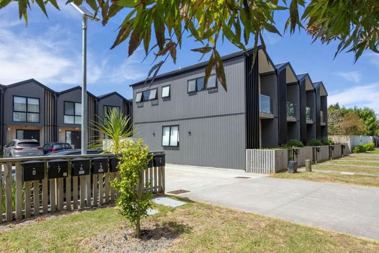 2/108 Beach Road Te Atatu Peninsula_8