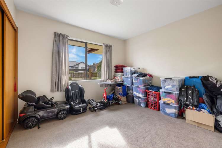 1/25 De Havilland Street Hornby_9