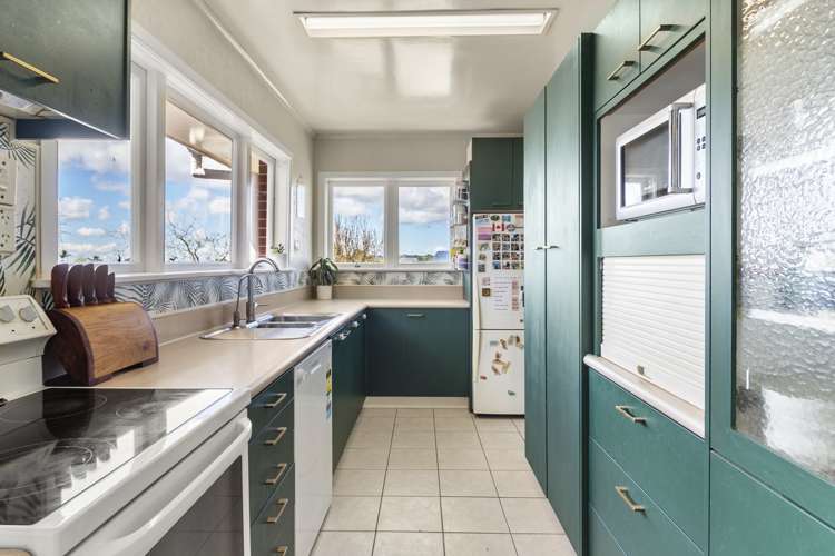 12 Fairlea Road Te Atatu South_7