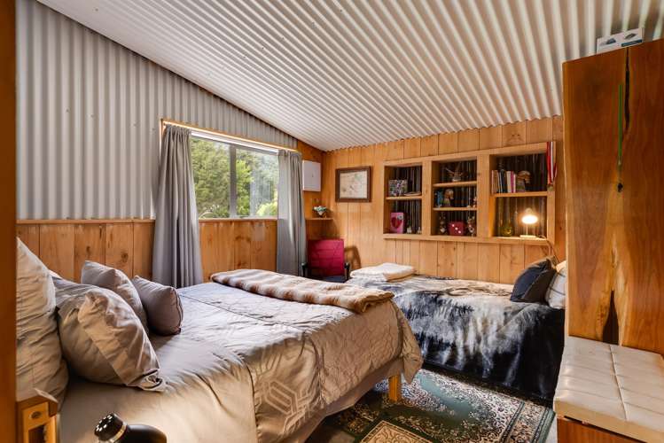 102 Boons Valley Road Waikawa Picton_14