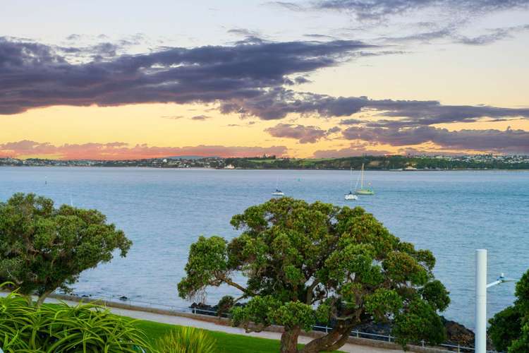 8 King Edward Parade Devonport_63