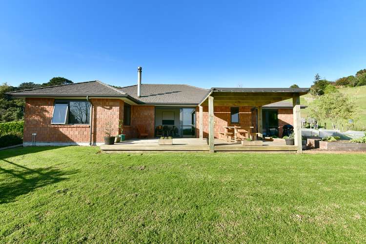 65c Manuka Grove Helensville_21