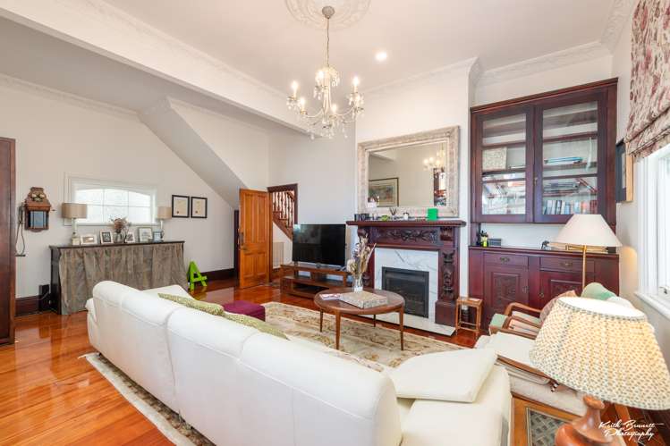 37 Grant Road Thorndon_12