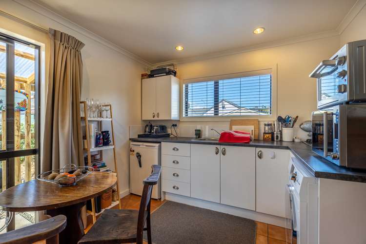 127a Toi Toi Street Toi Toi_12