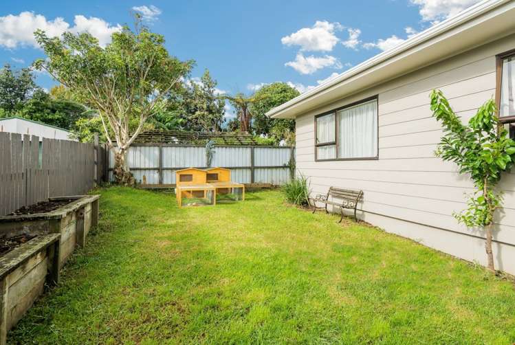 2/294 Birkdale Road Birkdale_13
