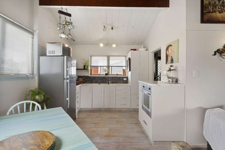 303b Hetherington Road Whangamata_9