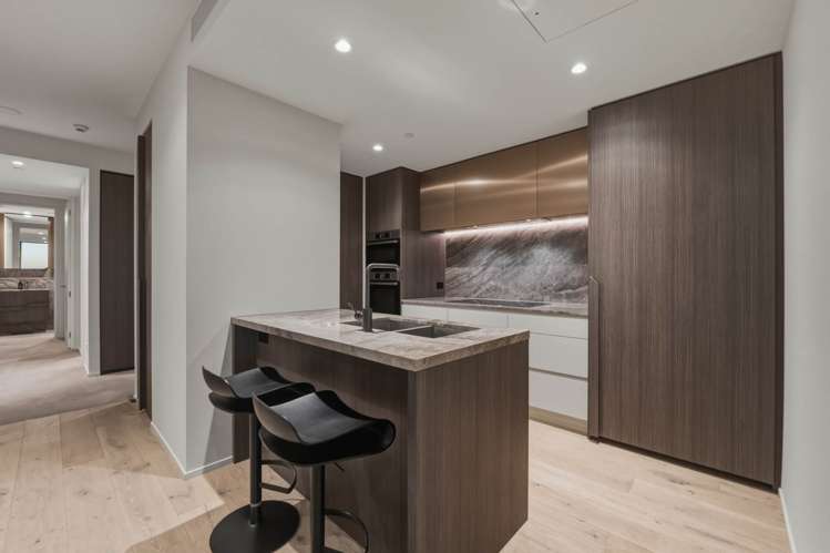 4401/10 Commerce Street City Centre_20