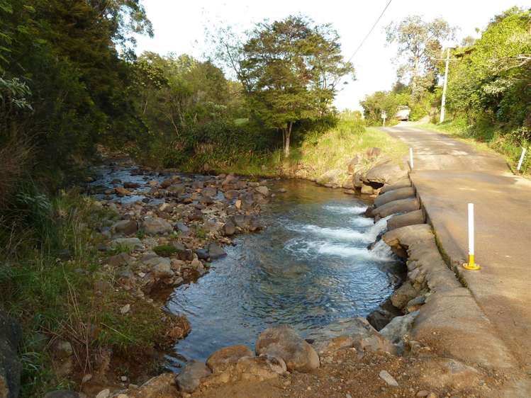 7 Pohue Creek Road Waiomu_8