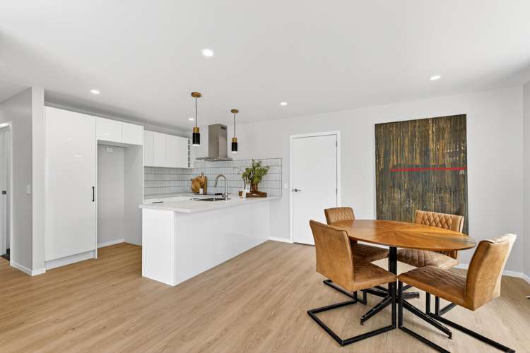 927A Nelson Street North (front townhouse) Mahora_4