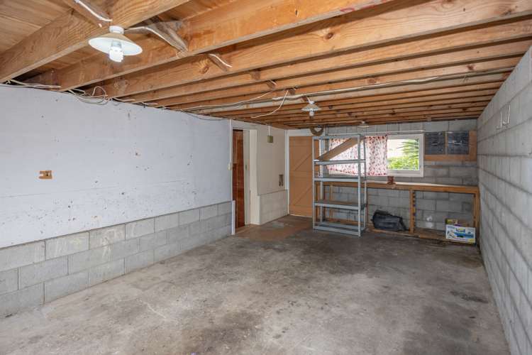 16 Leeds Street Silverdale_24