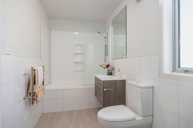 15 Ceramic Lane New Lynn_19