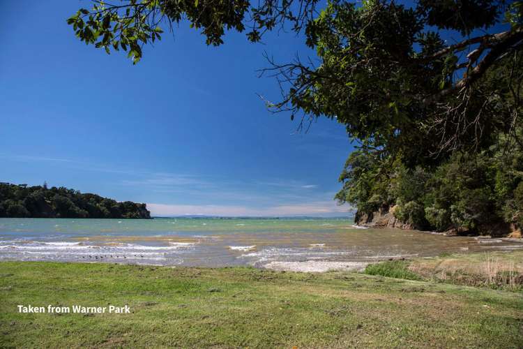 54 Laingholm Drive Laingholm_15