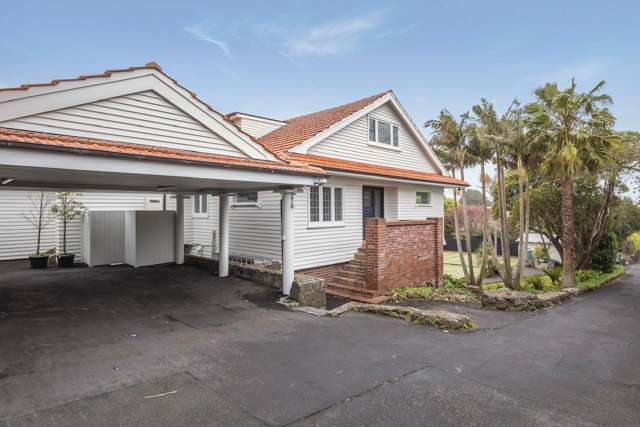 9 Shipherds Avenue Epsom_1