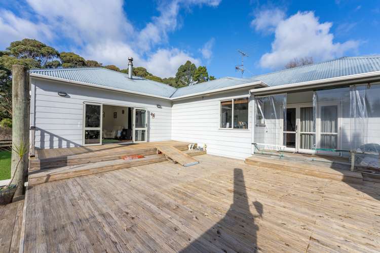 34 County Road Otaki_10