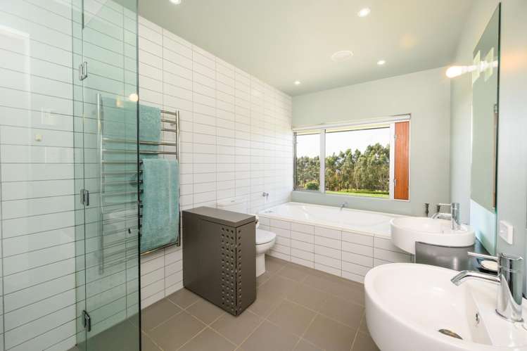 17 Oram Drive Turitea_24