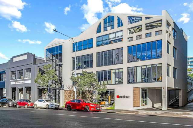 Unit 2A/130 Saint Georges Bay Road Parnell_1