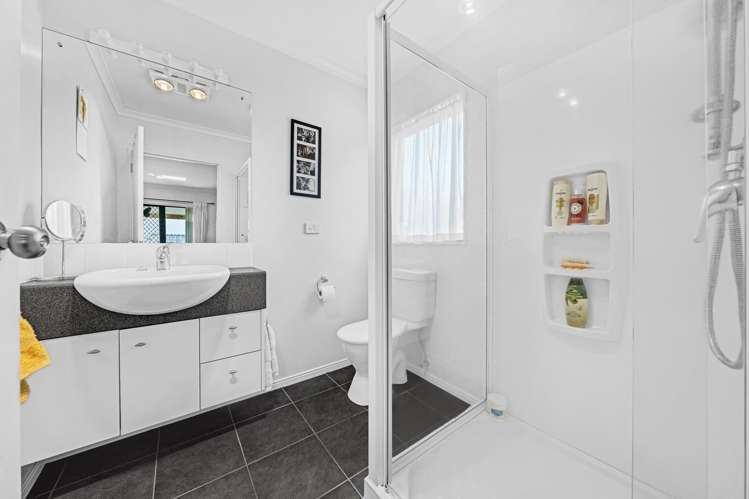 25 Espalier Drive Henderson_15