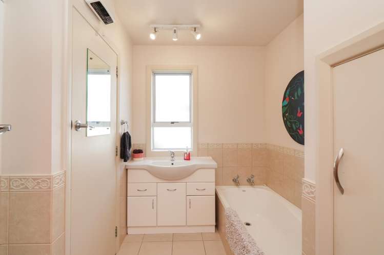 115 Scott Street Strathern_12