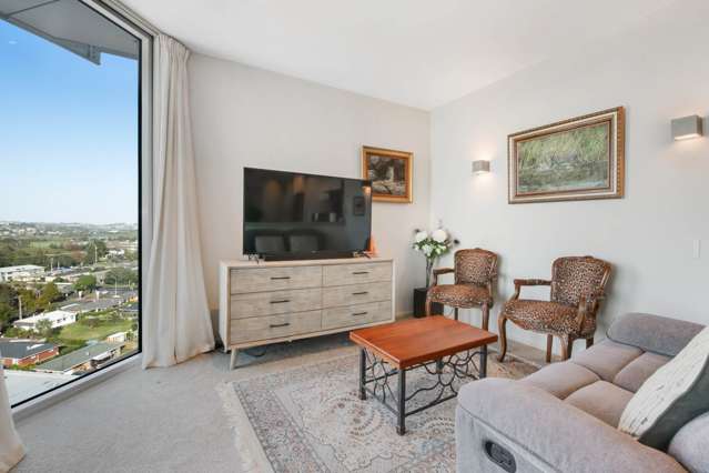 1111/11 Tamariki Avenue Orewa_4