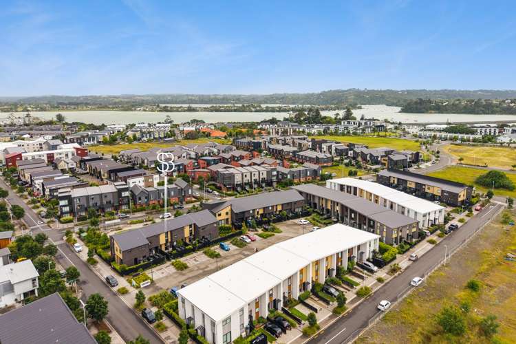 74 Glidepath Road Hobsonville_18