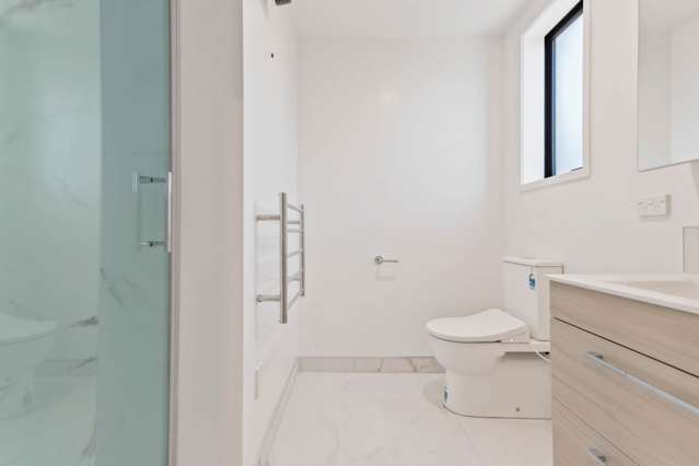 3B/87 Taikata Road Te Atatu Peninsula_3