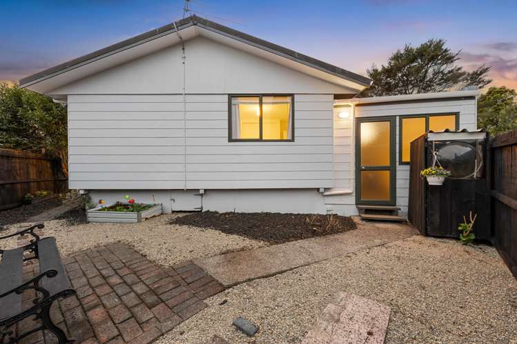 1/63a Colwill Road Massey_20