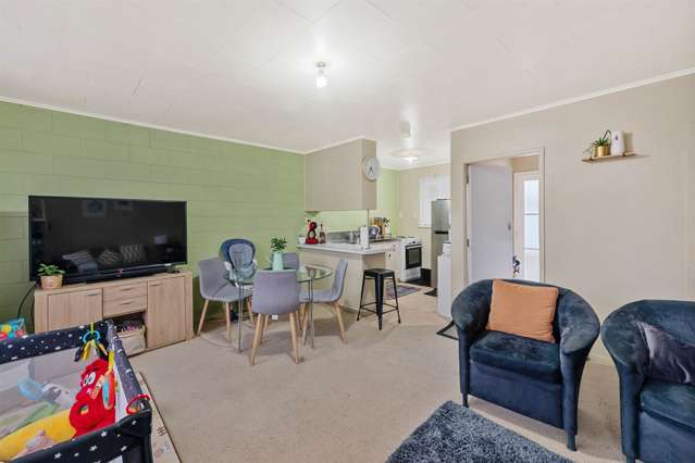 2c Larch Street Victoria_1