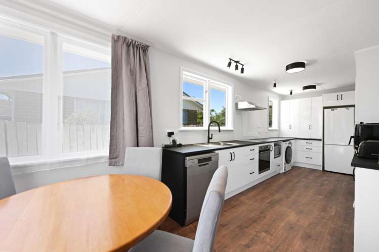 8 Aspiring Crescent Chartwell_3