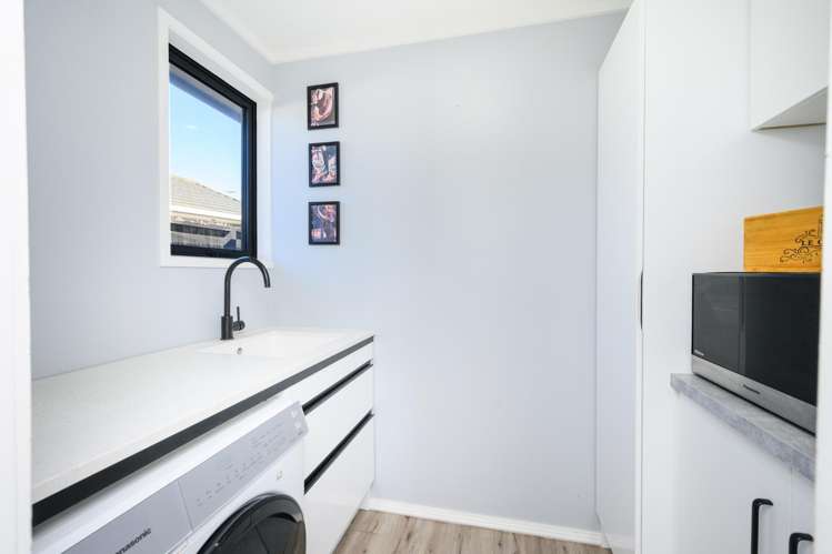 7 Colonial Place Kelvin Grove_14