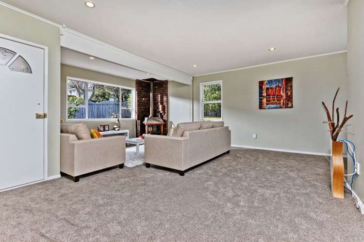 61 Captain Scott Road Glen Eden_5