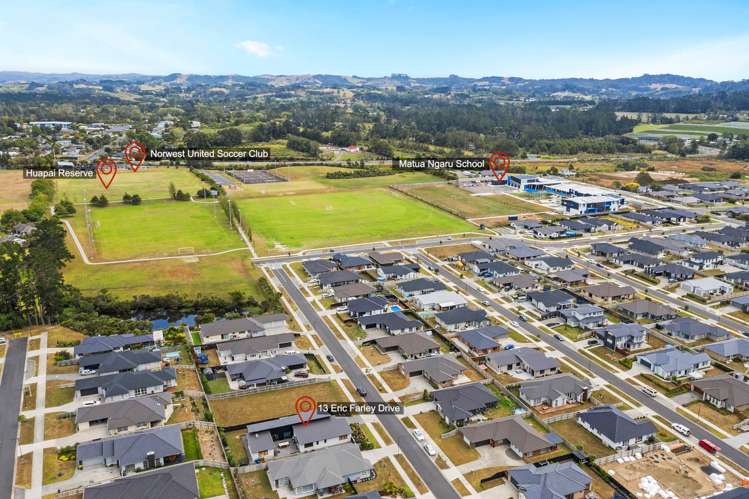 13 Eric Farley Drive Kumeu_17