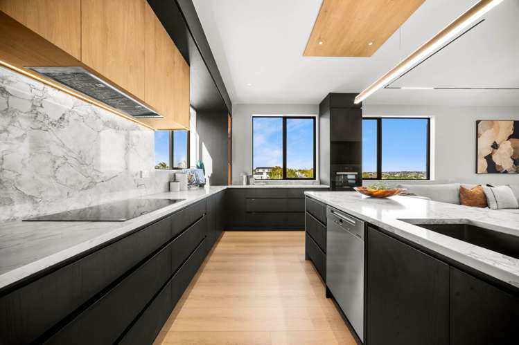 1 Selwyn Crescent Forrest Hill_4