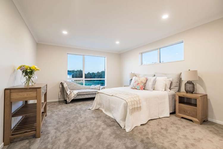 29 Horsefields Drive Flat Bush_16