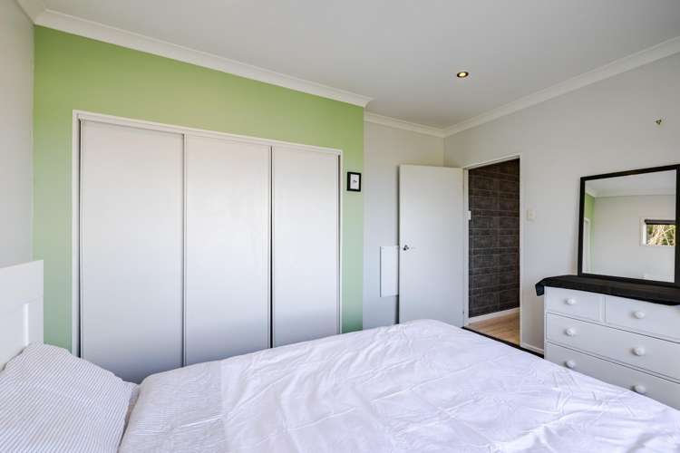 13 Forfar Street Clyde Hill_14