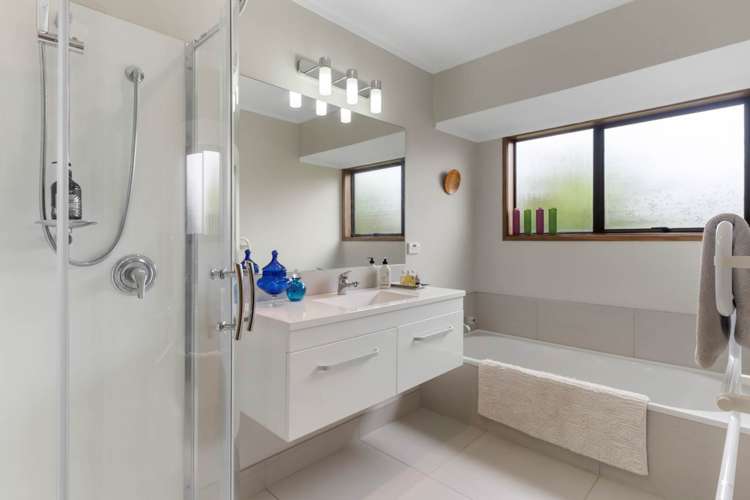 8 Jeanette Place Mairangi Bay_15