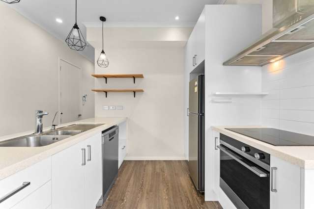 7 Torea Tai Road Hobsonville_4