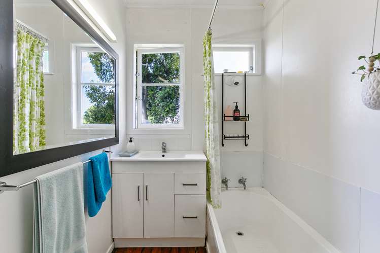 4/221 Mount Smart Road Onehunga_14