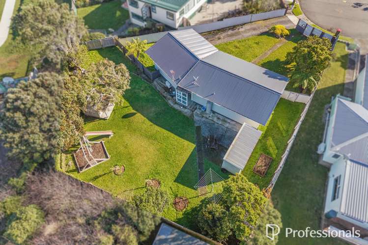 5 Holly Grove Maungaraki_18